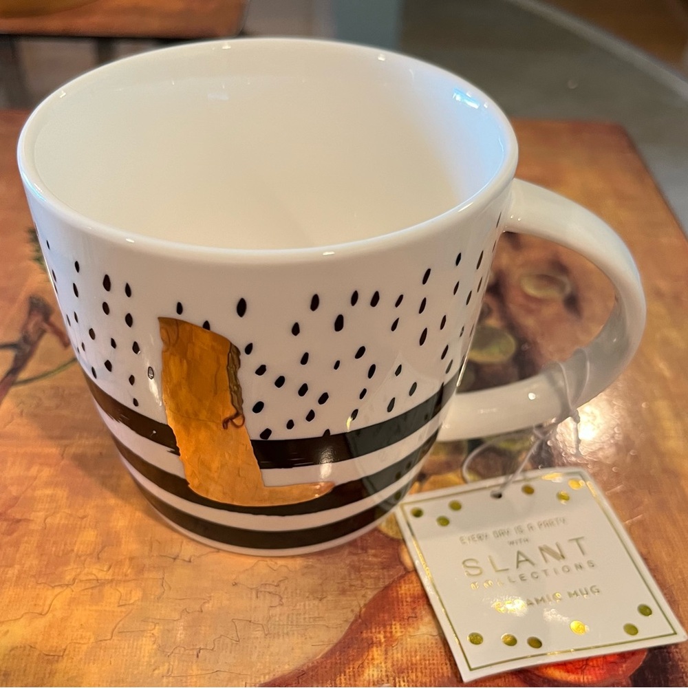 Monogrammed L coffee mug by Slant